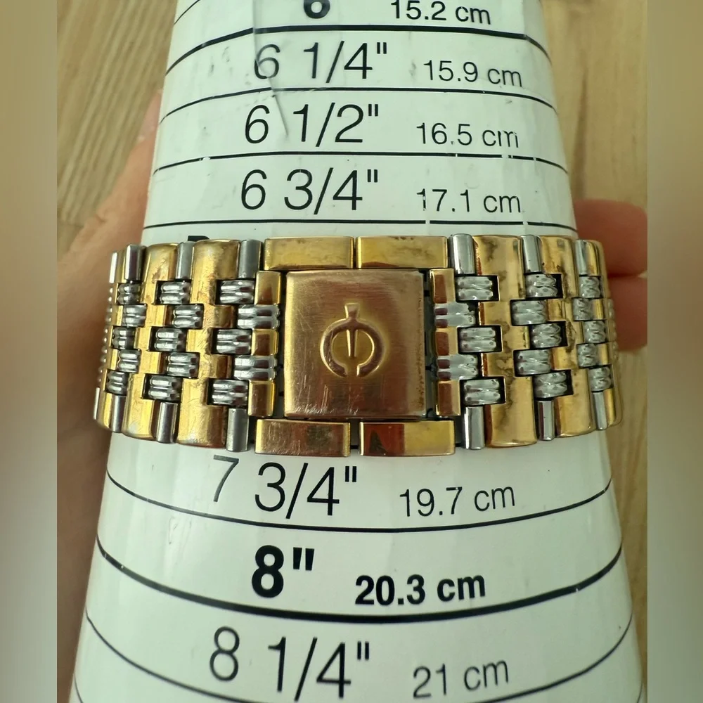 Elgin men’s rectangular black dial diamond two tone dress watch NEW BATTERY